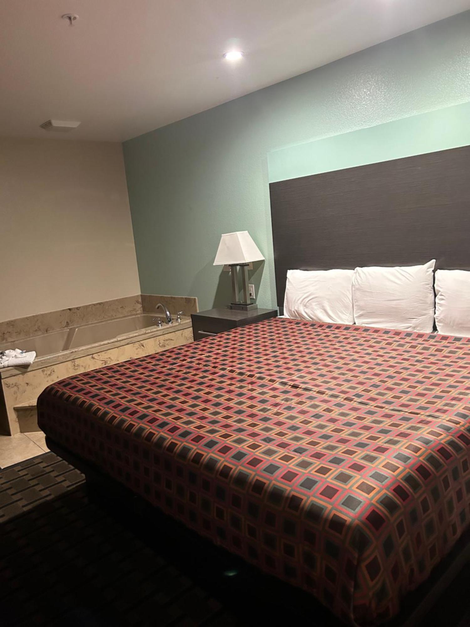 Scottish Inns White Settlement Экстерьер фото
